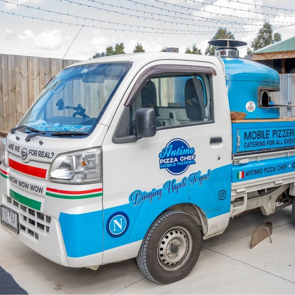 Mobile pizza truck Melbourne - 1.5m x 2.1m x 3.5m wood and gas fired pizza truck